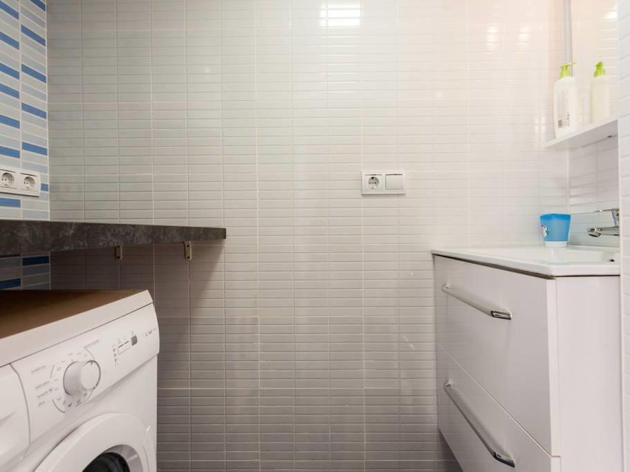 Apartamento Cerca De La Playa Valencia Eksteriør billede
