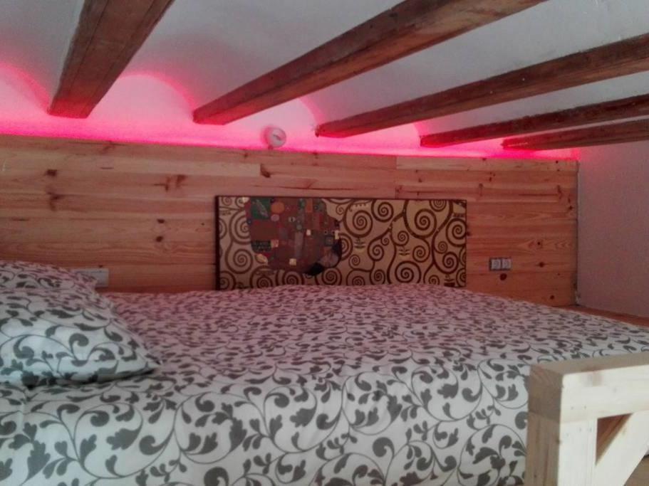 Apartamento Cerca De La Playa Valencia Eksteriør billede